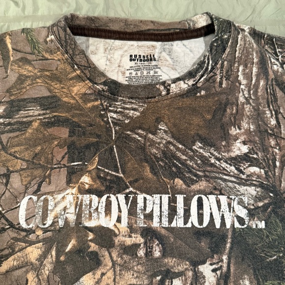 ‘Cowboy Pillows’ Tee - Picture 3 of 4